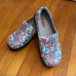 Alegria Keli Ofrenda women’s leather Colorful slip on shoe
